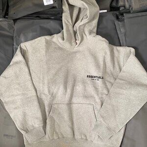 Fear of god Essentials